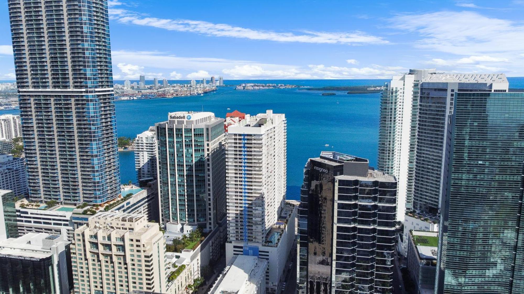 Upscale Brickell 3 Bedroom With Water Views And Free Parking Miami Exterior photo