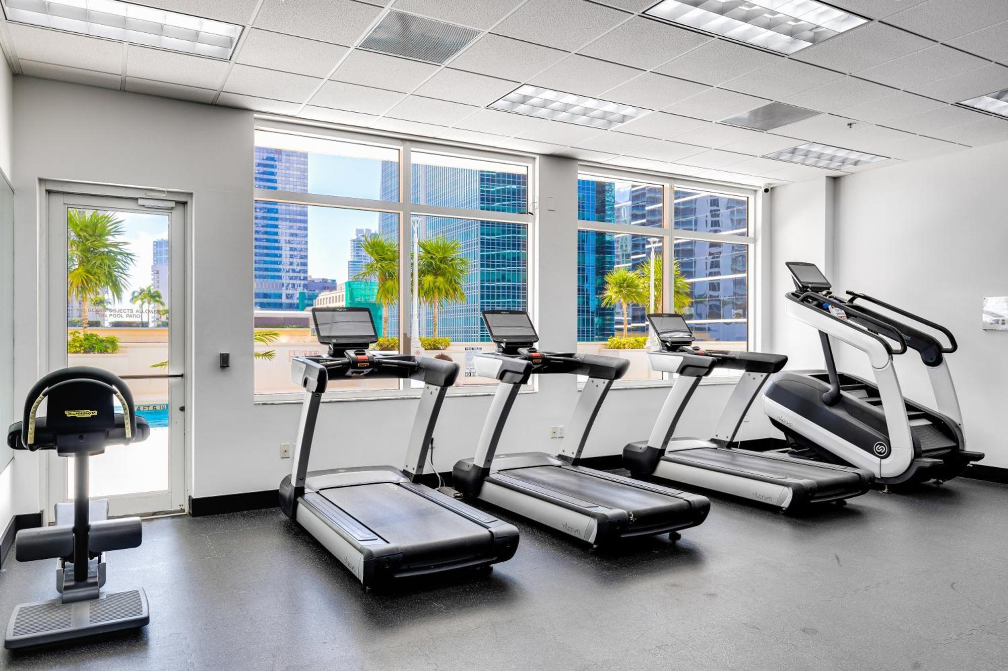 Upscale Brickell 3 Bedroom With Water Views And Free Parking Miami Exterior photo