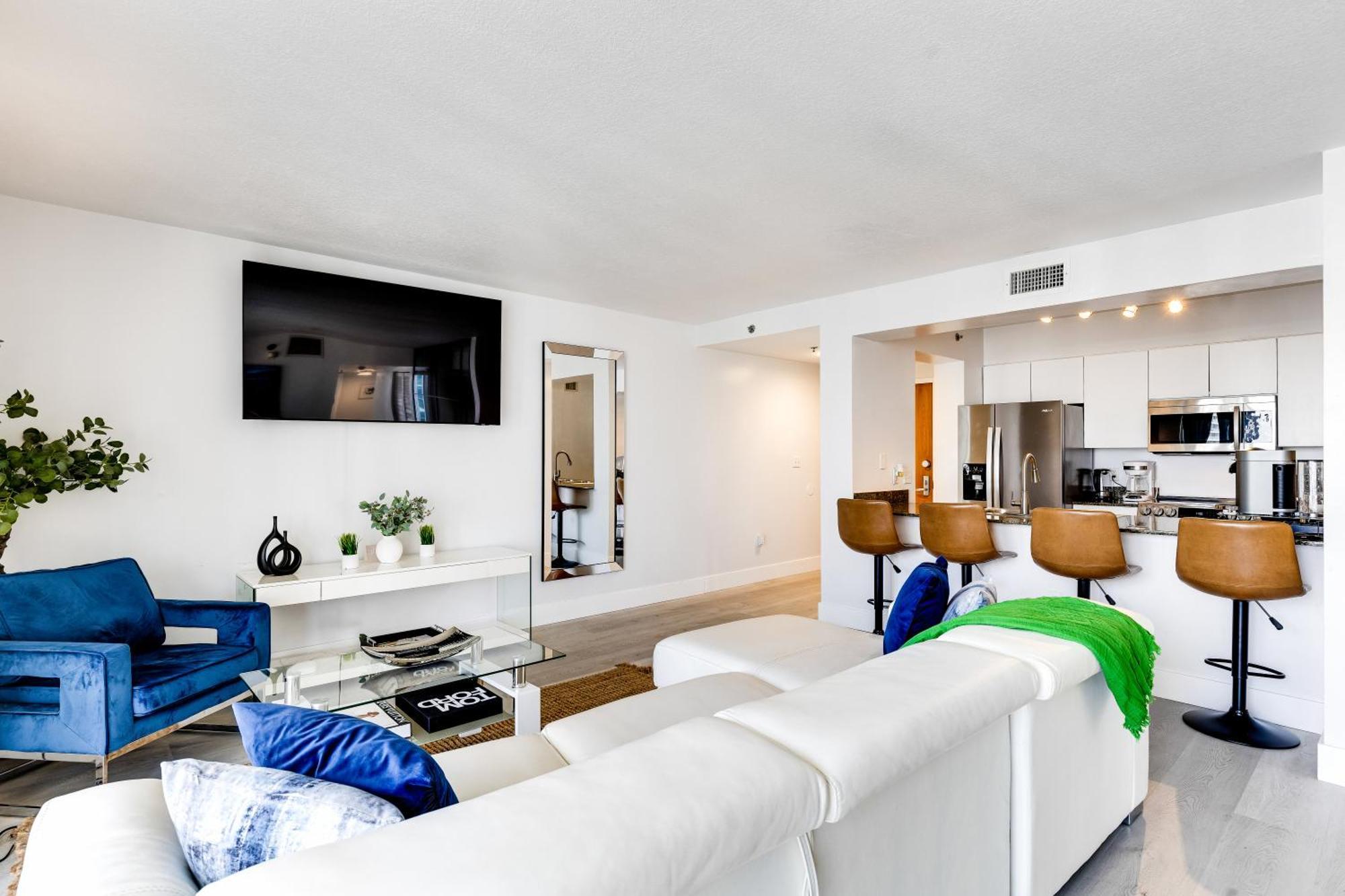 Upscale Brickell 3 Bedroom With Water Views And Free Parking Miami Exterior photo